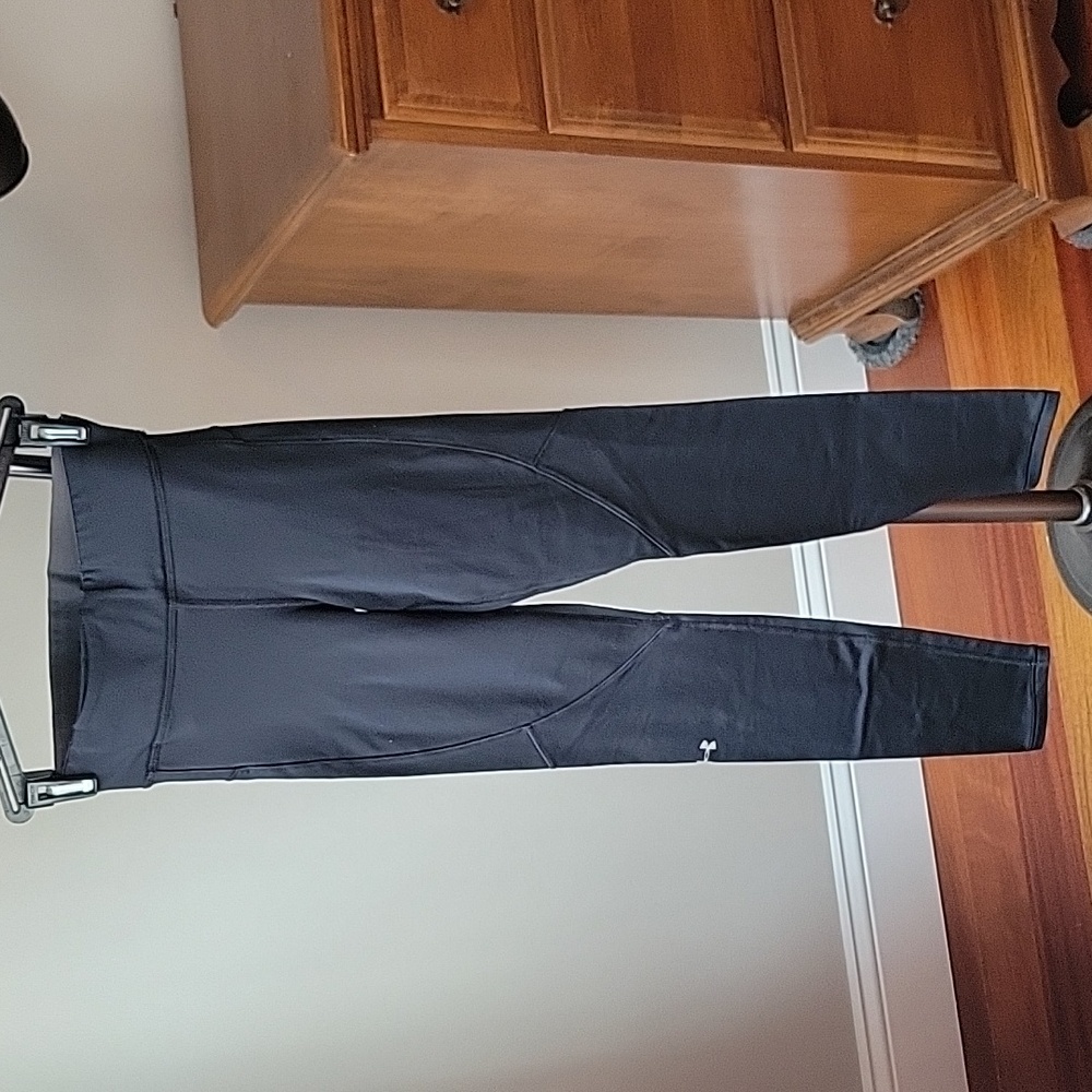 Under Armour  leggings size xs
